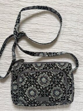 NWOT Vera Bradley Crossbody Bag Blue Gray Floral + Matching ID Coin Pouch